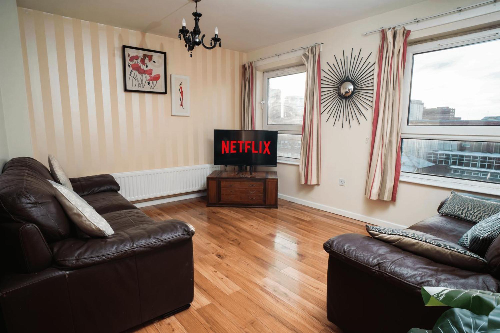 Central Duplex Apartment In Belfast City Centre Extérieur photo