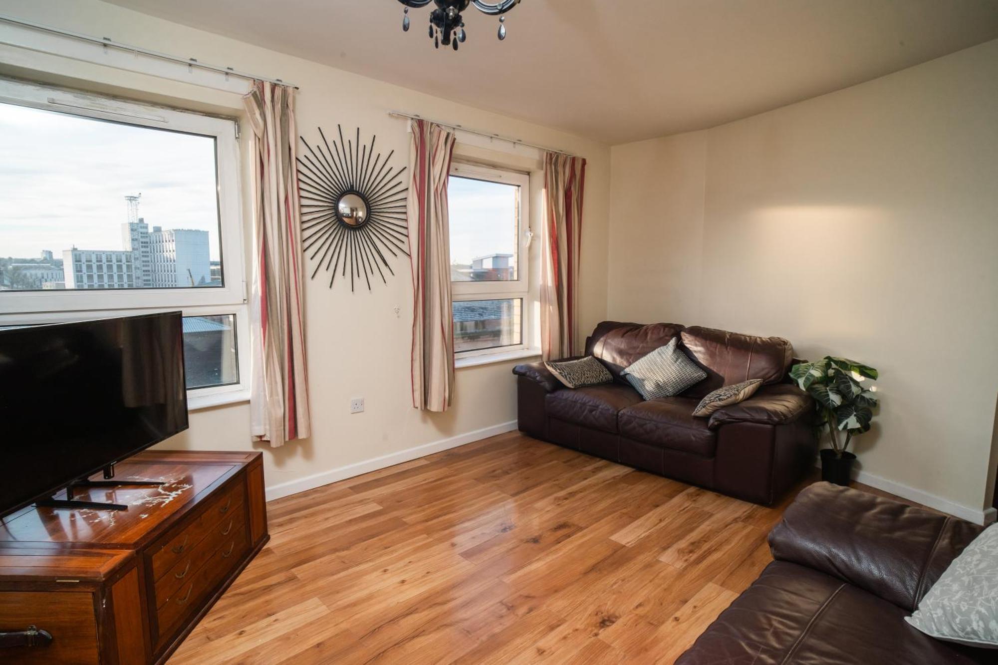 Central Duplex Apartment In Belfast City Centre Extérieur photo
