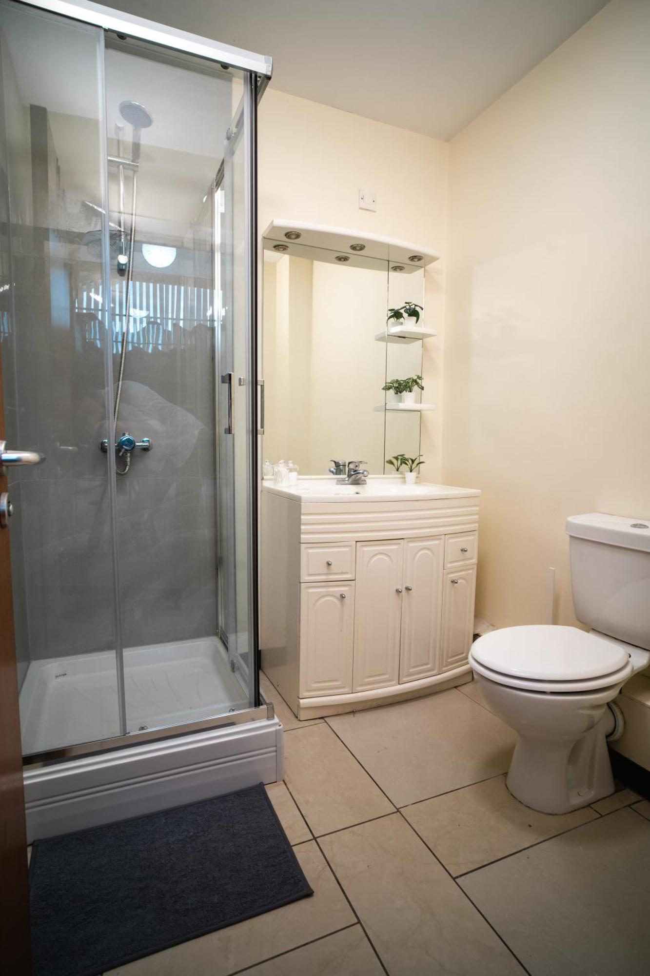 Central Duplex Apartment In Belfast City Centre Extérieur photo