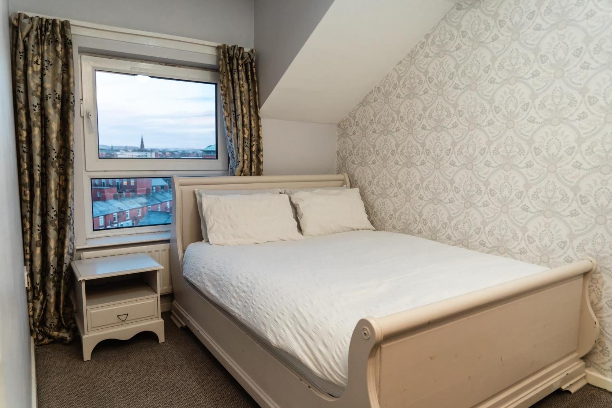 Central Duplex Apartment In Belfast City Centre Extérieur photo